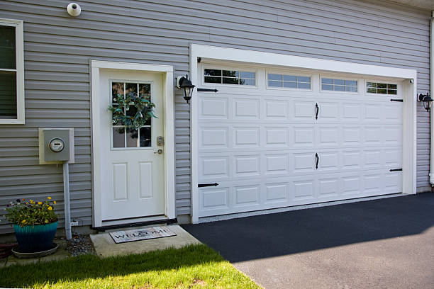 24/7 Emergency Garage Door Panel Replacement experts in Santa Clara, CA